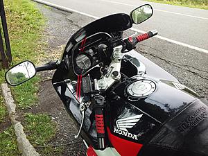 CBR1000F 94' Over 80% Cosmetic makeover...Finished!-cbr1000f-94-pic-5.jpg