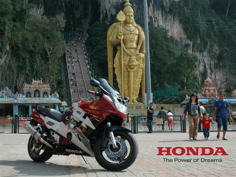 Name:  BikeinfrontofBatuCaves.jpg
Views: 13
Size:  95.1 KB