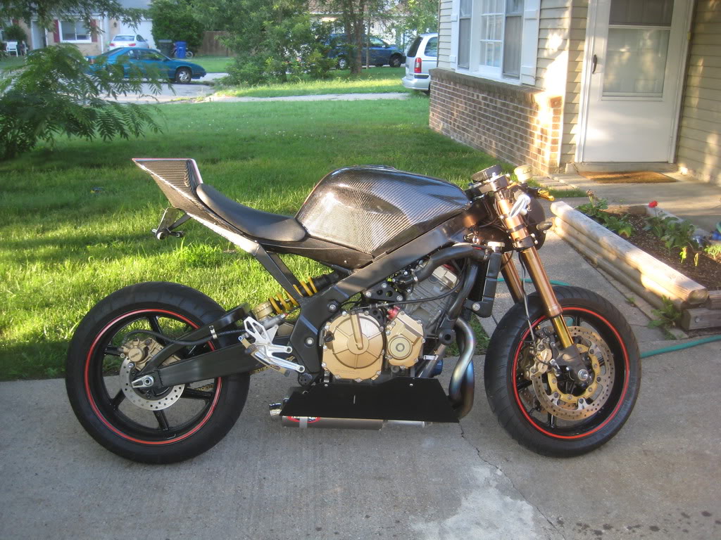 Name: CBR740.jpg
Views: 338
Size: 201.8 KB