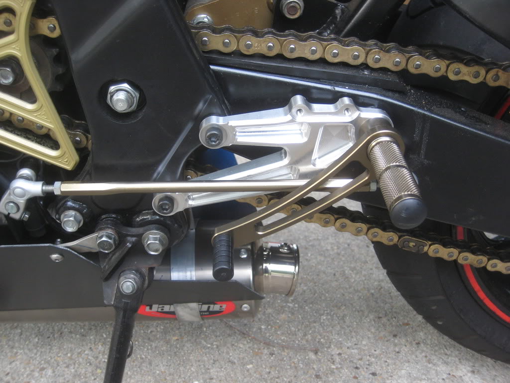 Name: CBR734.jpg
Views: 279
Size: 133.3 KB