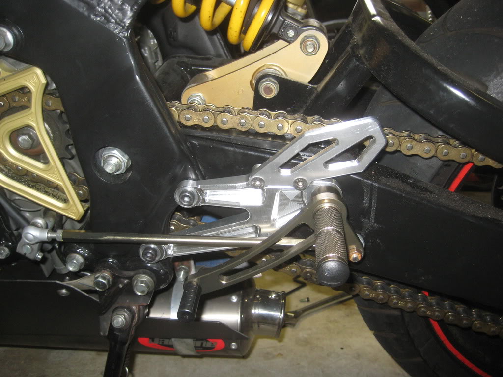 Name:  CBR735.jpg
Views: 257
Size:  139.1 KB