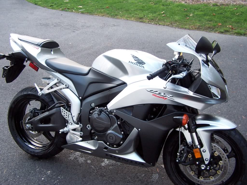 Name:  CBR600RRa.jpg
Views: 174
Size:  155.7 KB
