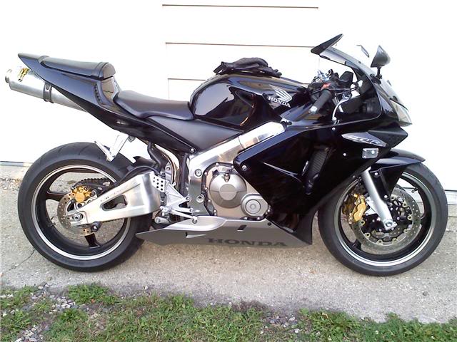 Name:  cbr600RRpolishedframe.jpg
Views: 267
Size:  62.5 KB