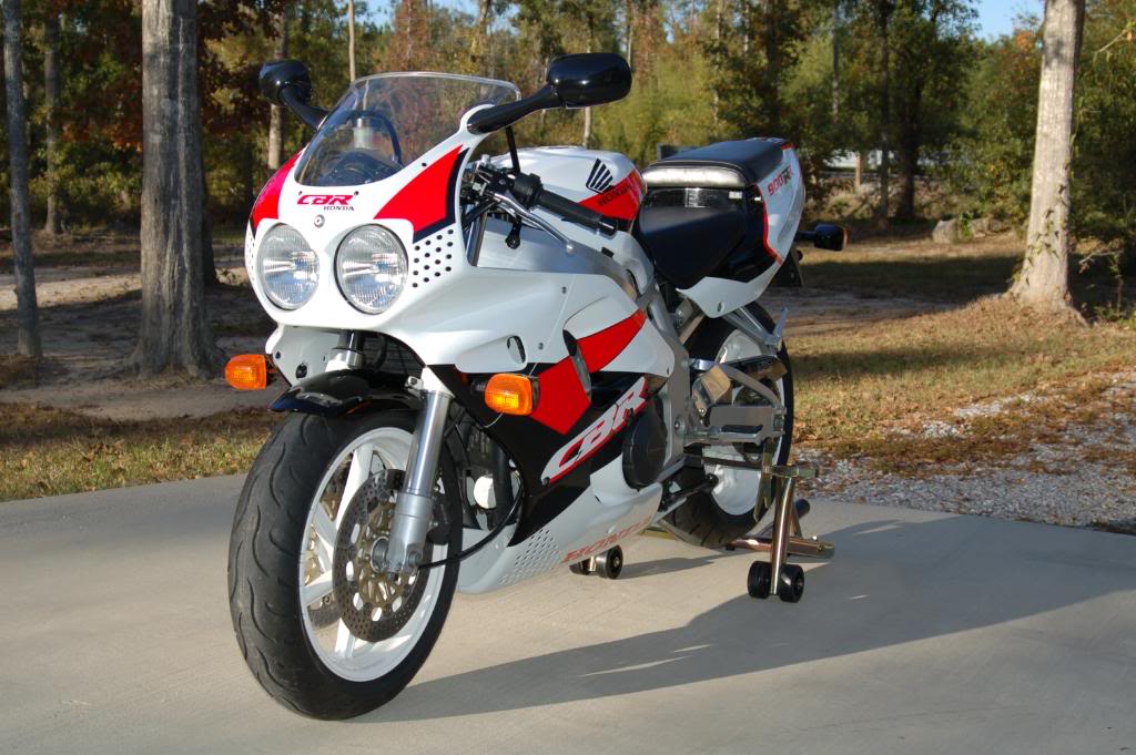 Name:  1994CBR900RR003.jpg
Views: 1511
Size:  121.0 KB