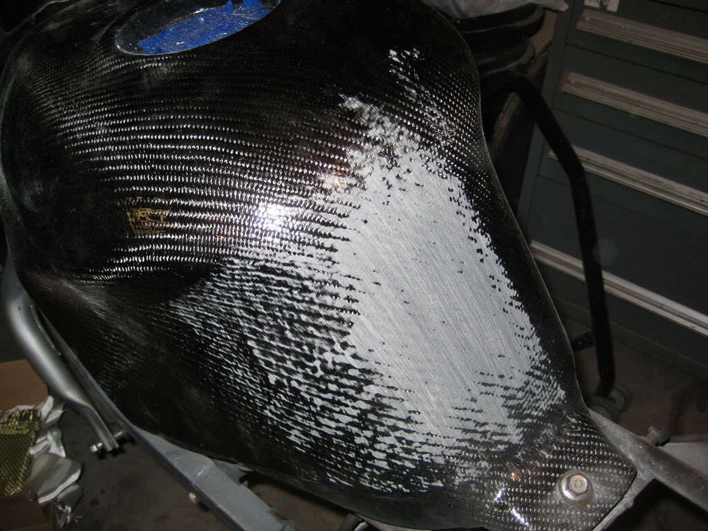 how to wrap your tank in Carbon Fiber - CBR Forum - Enthusiast forums