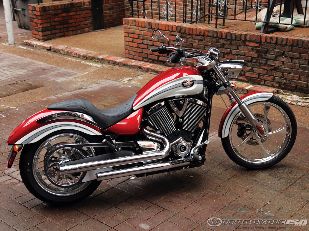 Name:  2010-victory-motorcycles-first-look.jpg
Views: 12
Size:  243.3 KB