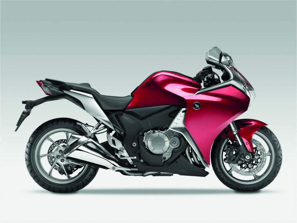 Name:  2010-Honda-VFR1200f-1.jpg
Views: 13
Size:  927.9 KB