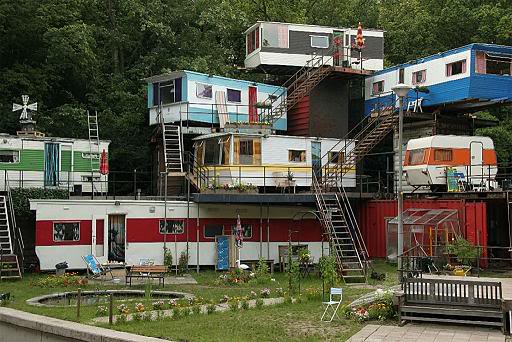 Name:  redneck-mansion.jpg
Views: 20
Size:  58.9 KB