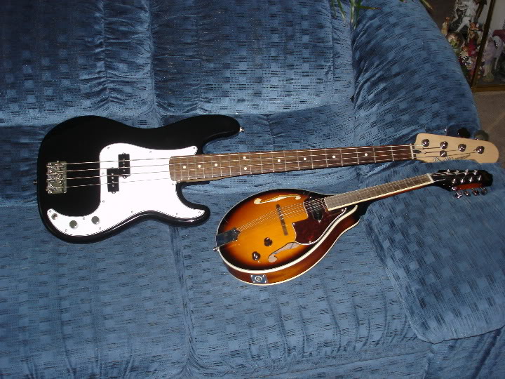 Name:  MyGuitarsIIresize.jpg
Views: 27
Size:  121.4 KB