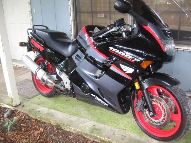 Name:  HondaCBR1000F002.jpg
Views: 189
Size:  106.2 KB