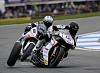 Racing 2011-320x232-images-archivio-2011-foto-superbike-02_donington-berger.jpg